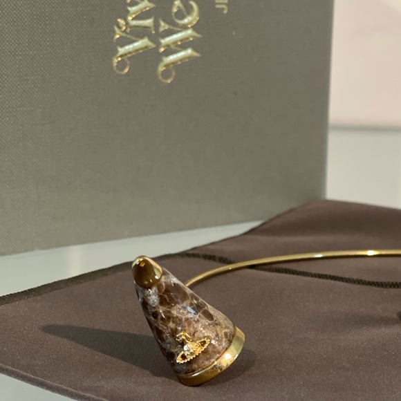 Vivienne Westwood Accessories Vivienne Westwood Iconic Rare Horn Tiara Marble Browngold